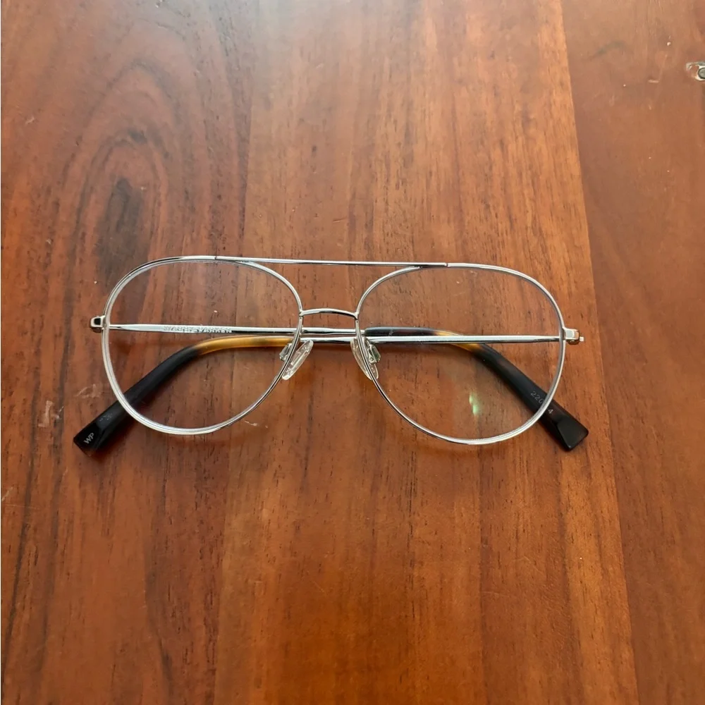 Metal Aviator Glasses in Silver - Women's Fashion Frames